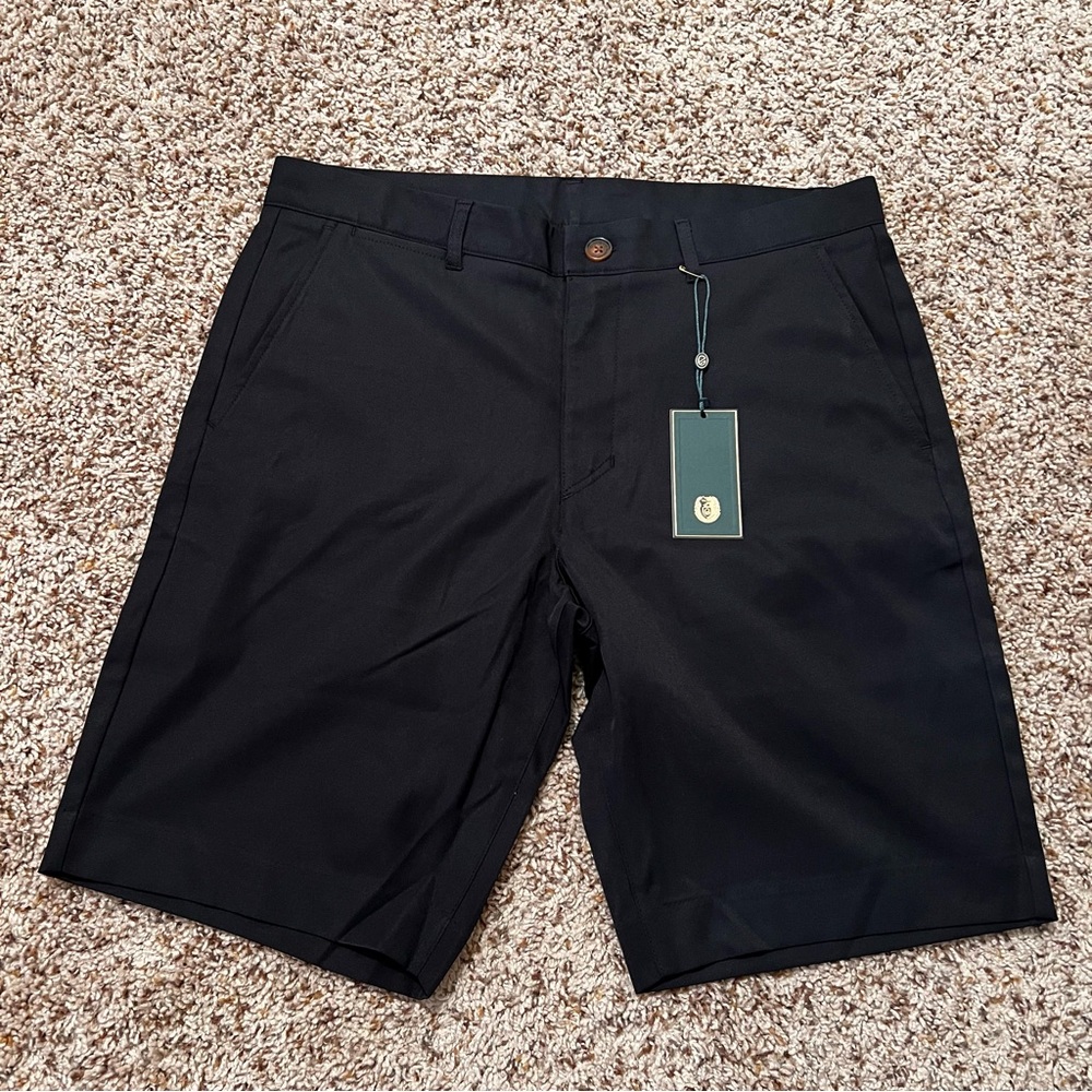 Extracurricular Men’s Black Flat Front Golf Shorts Size 32 NWT